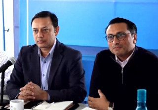 रास्वपाको सामाजिक सञ्जाल प्रयोगमा कडाइ: अराजक नबन्न का.वा. सभापति डीपी अर्यालको निर्देशन
